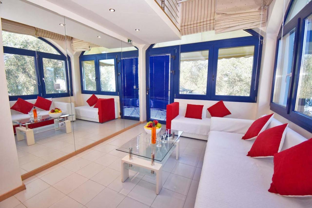 Gouvia - Luxury Suite ภายนอก รูปภาพ