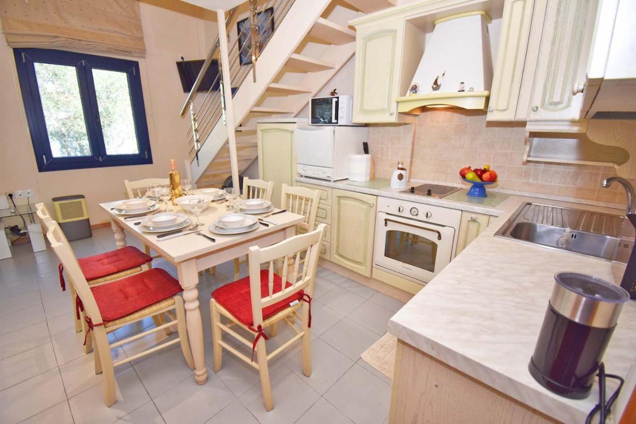 Gouvia - Luxury Suite ภายนอก รูปภาพ